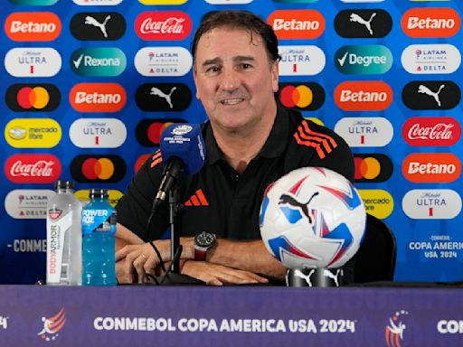 Colombia coach Néstor Lorenzo critical of extended Copa America final halftime for Shakira concert