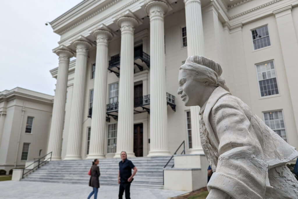Birmingham firm to develop Rosa Parks, Helen Keller statue sites at Alabama State Capitol