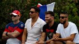 4 with Russian flags kicked out of Australian Open by police