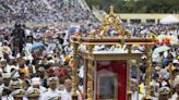 Centenares de dominicanos acuden a venerar a la Virgen de la Altagracia