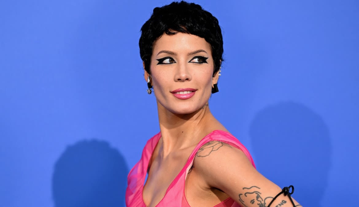 Halsey Shares Her Lupus Diagnosis—Here’s What To Know About the Autoimmune Disease