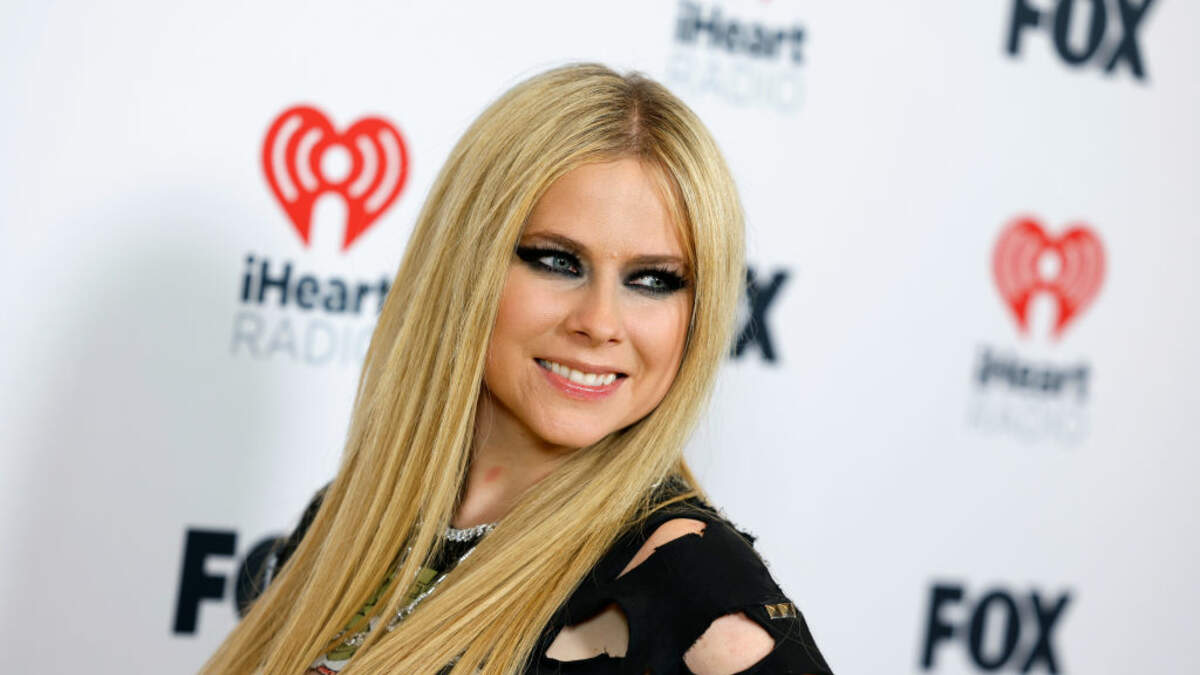 Avril Lavigne Talks About Her Body Double Conspiracy Theory - Melissa | WiLD 94.9 | Gabby Diaz