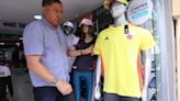 Colombia-Argentina: se dispara venta de camisetas en Manizales antes de la final