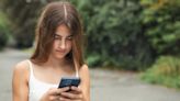 Psychologist reveals the exact age your child should be given a smartphone