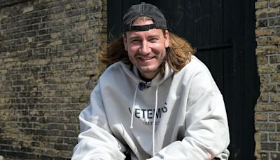 NICKLAS BENDTNER talks car crashes and wild nights