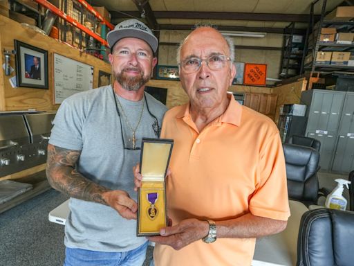 Heartwarming tale: Amateur sleuths help family reunite with WWII Purple Heart