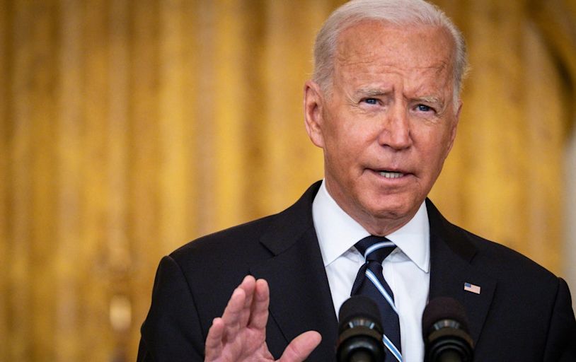 Biden speech – live: Pentagon contradicts president and reveals Taliban beating Americans en route to airport