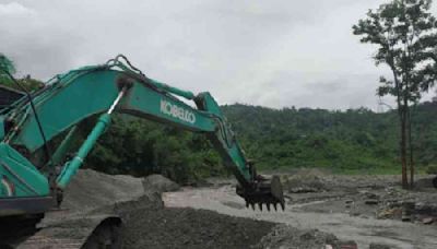 Bhutan water floods homes, families in Jaigaon shifted to Manglabari Primary School