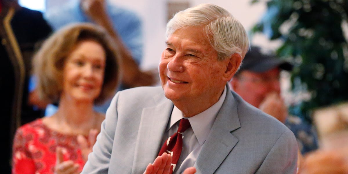 U.S. Senate unanimously passes resolution honoring late Florida Gov. Bob Graham