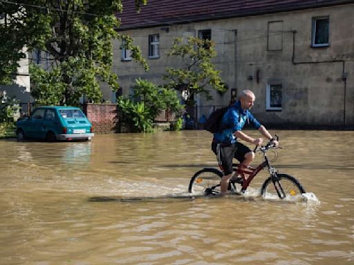 Germany offering to send soldiers to Poland to help with floods