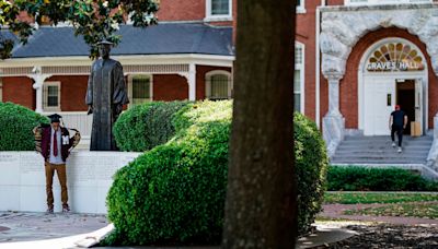 'I just want to graduate': Morehouse seniors want focus on students -- not Biden -- ahead of president's commencement speech