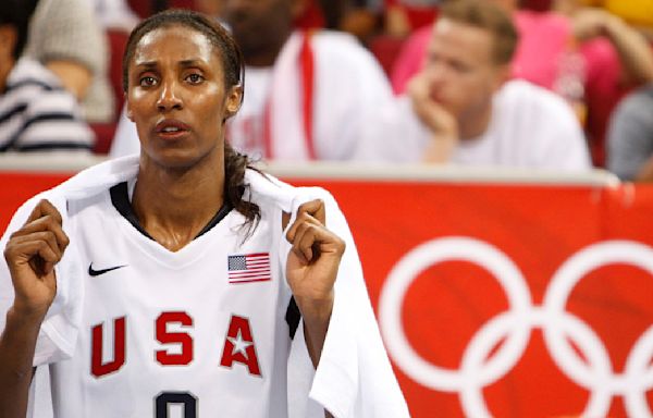 Lisa Leslie's Message To Caitlin Clark Draws Blunt Response From Indiana Fever