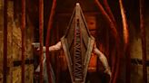 La nueva película de Silent Hill confirma que Pyramid Head da tanto miedo como en el juego