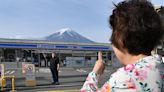 Japanese town blocks view of Mount Fuji to deter tourists