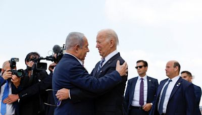 Biden afirma estar "discutiendo" con Israel sobre un ataque a instalaciones petroleras de Irán