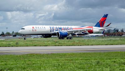 Delta Flight Makes Emergency Landing After Spoiled Meal Served Onboard