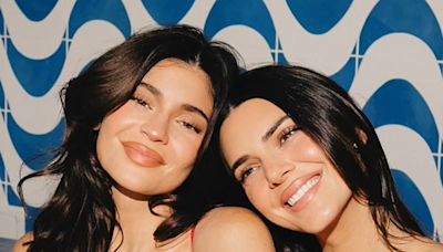 Kylie Jenner and Kendall Jenner Showcase Chic Styles on Their "Sister Work Day" in Las Vegas - E! Online