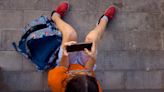 Should young kids have smartphones? These parents in Europe linked arms and said no