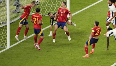 Así fue la 'salvada' de Dani Olmo que cerró el triunfo de España en la final de la Eurocopa