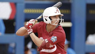 Maxwell strikes out 11 in 2-hitter, Oklahoma beats UCLA 1-0 to reach Women's CWS semifinals