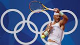 Rafael Nadal y Carlos Alcaraz, rivales y compañeros, se entrenaron en la previa de París 2024