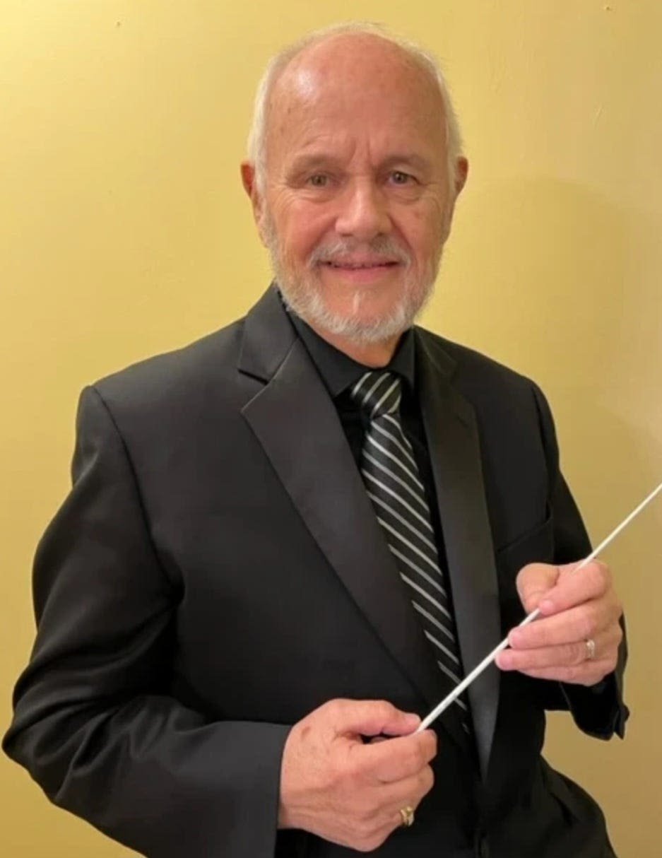 Knoxville Community Band director retiring after conducting one final concert