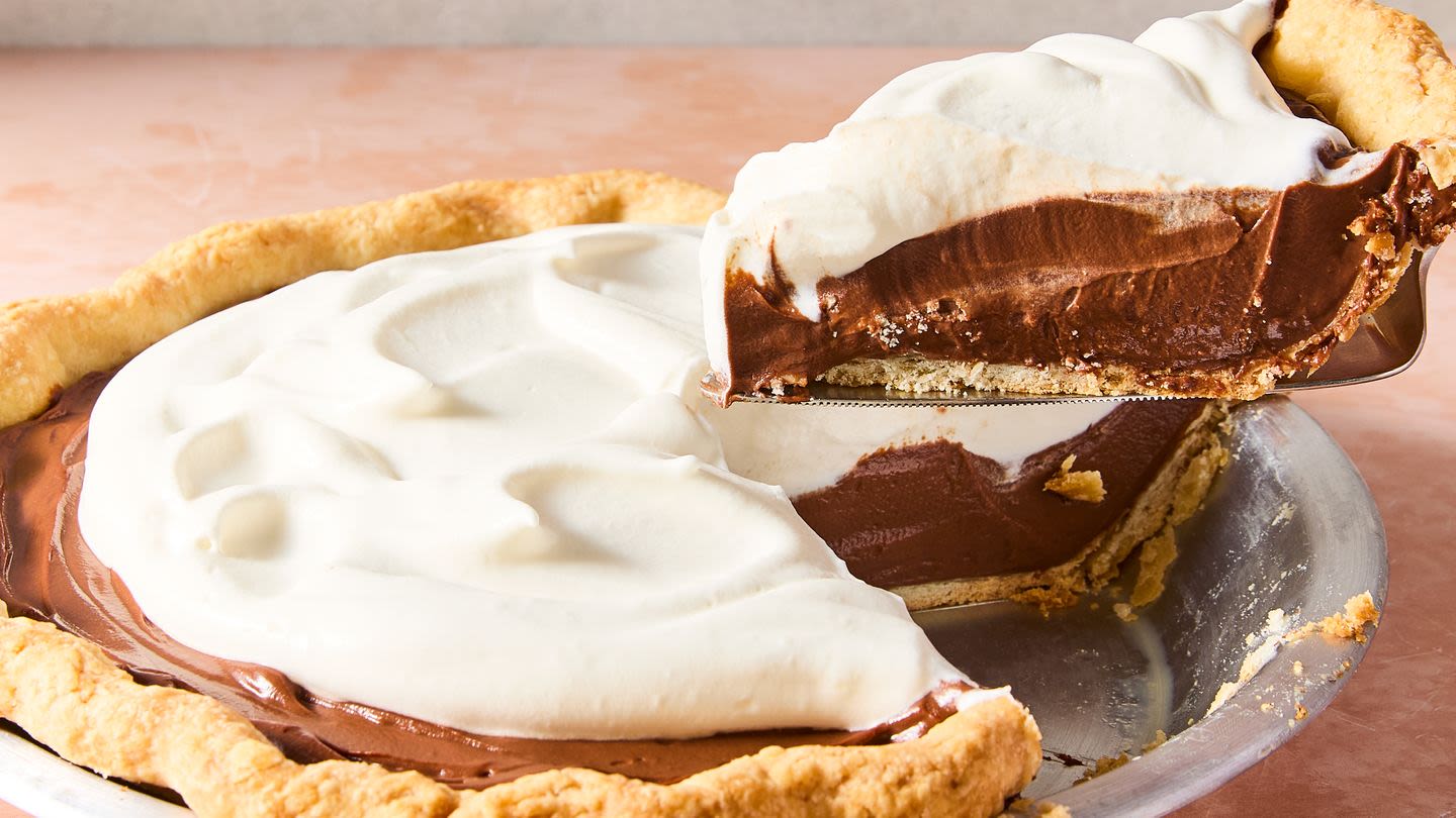 Chocolate Cream Pie Will Make You Feel Like A Kid Again