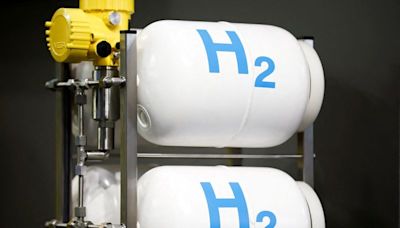 Germany could import up to 100 TWh of green hydrogen via pipelines by 2035, study shows
