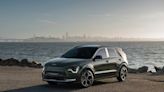 Edmunds: 2024 Kia Niro versus 2024 Toyota Corolla Cross