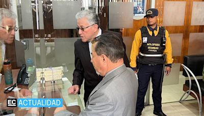 Presidente del Consejo Directivo del IESS se compromete con el destino del Hotel Quito