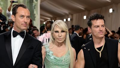 Talented Mr Ripley crossover as Andrew Scott and Jude Law meet at Met Gala