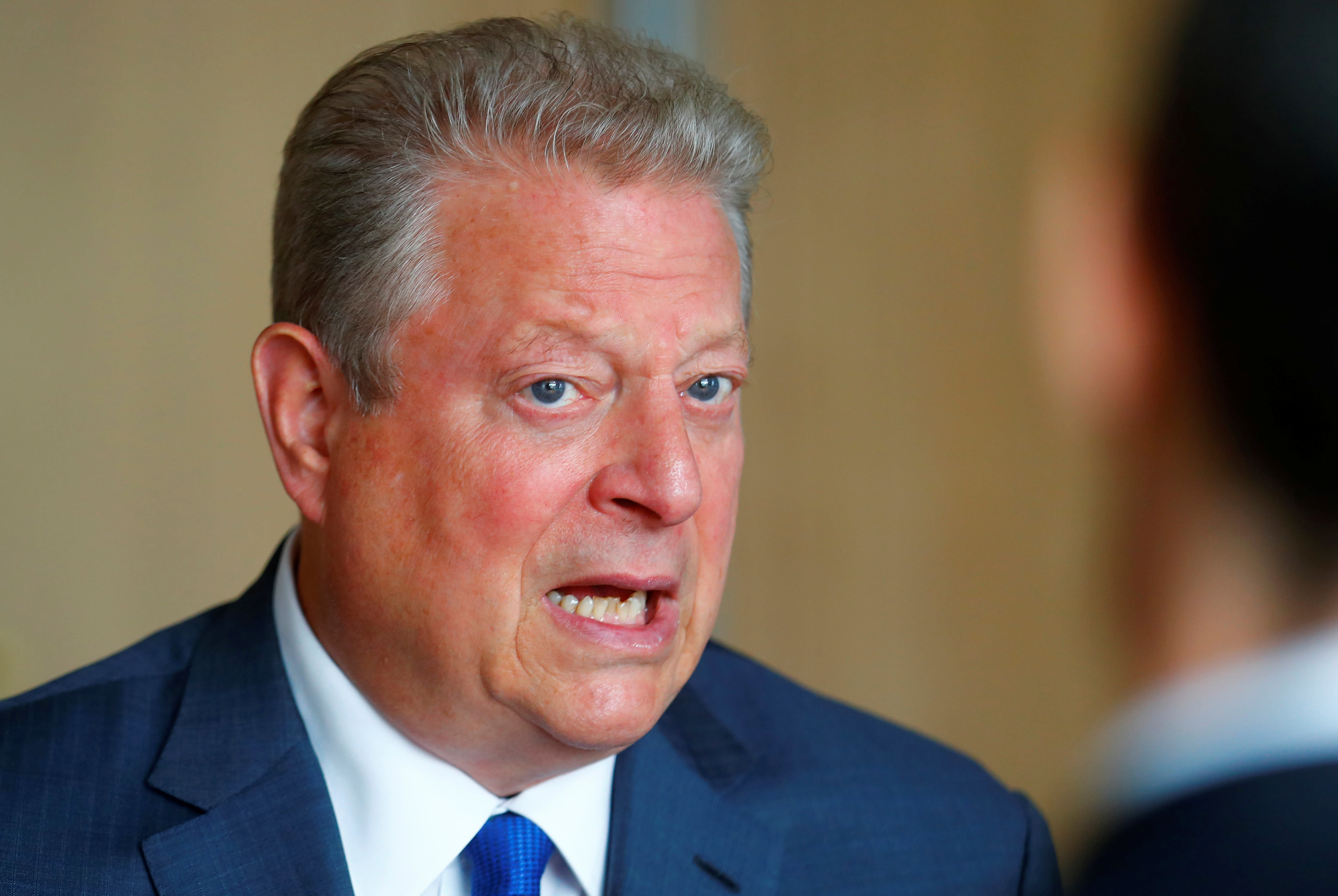 Former Vice President Al Gore advises Trump to resign