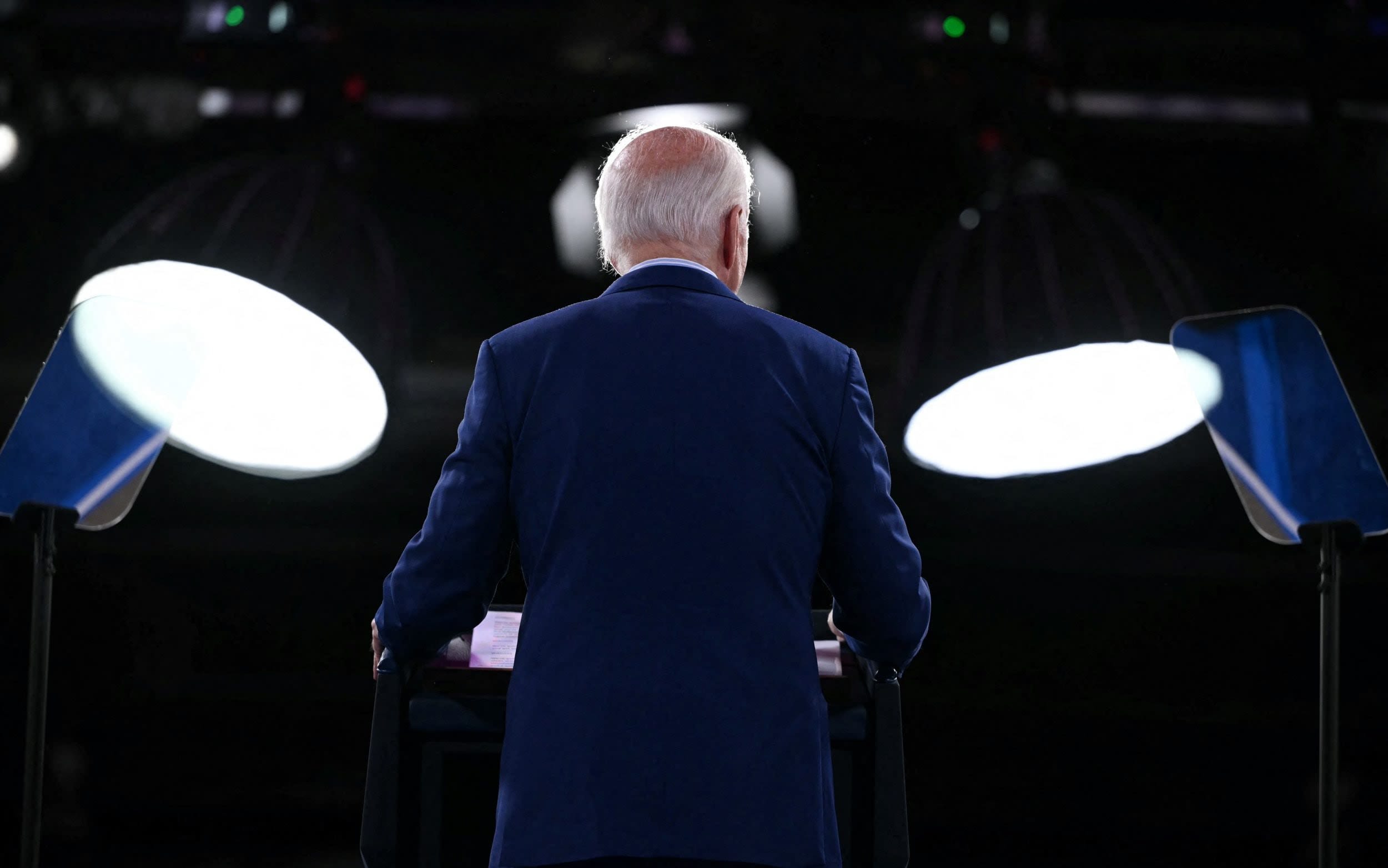 The Democrats are panicking: Biden could bring the whole party down