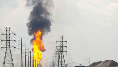 Dramatic Pipeline Fire Burns in Texas as Residents Say They Saw the Car Crash That Started It: 'Like a Bomb'