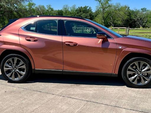 2025 Lexus UX 300h F Sport Handling Review