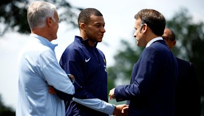 Mbappé confirma a Macron que el anuncio de su fichaje se hará esta tarde