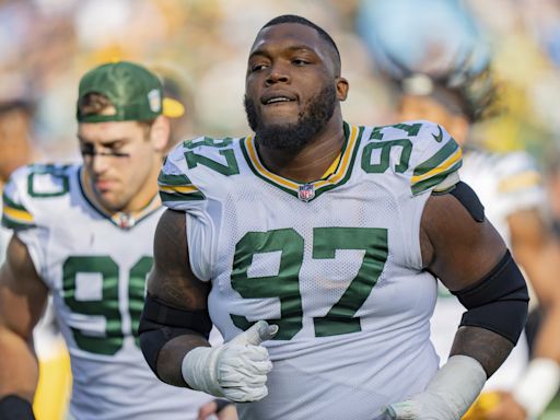 Kenny Clark and the Packers agree on a $64 million, 3-year contract extension, AP source says