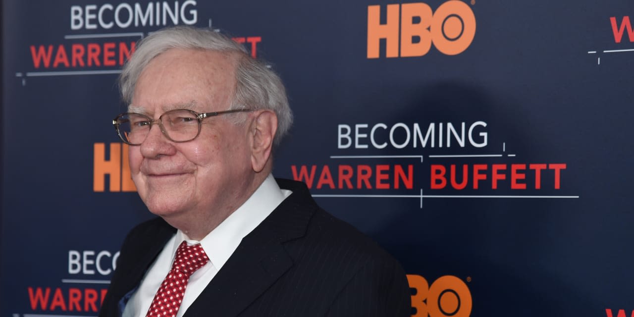 ‘We Lost Quite a Bit of Money.’ Berkshire Sold Entire Paramount Stake, Buffett Says.