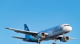 Alaska Airlines is passenger's new favorite airline according to a new customer satisfaction survey. See how US airlines ranked, from worst to best.