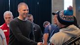Hundreds of Twins fans congratulate Mauer on Hall of Fame selection