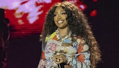 Here's why you should know who on earth Glastonbury headliner SZA is