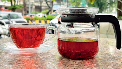 Must-try chai spots to make the most of monsoon in Mumbai