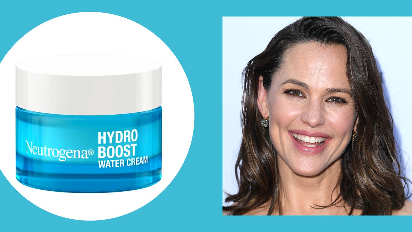 Jennifer Garner Thinks This Moisturizer Is Perfect For Summer