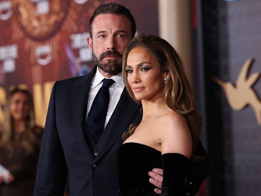 Jennifer Lopez e Ben Affleck colocam mansão que compraram após casamento à venda