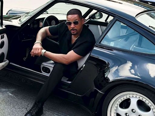 Will Smith recreates an iconic 'Bad Boys' pose nearly 30 years later
