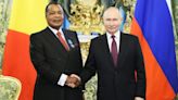 En visite à Moscou, le président congolais Sassou-Nguesso salue la Russie pour son «courage et sa résilience»