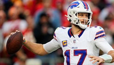 Ranking the Top 5 Buffalo Bills Quarterbacks of All Time