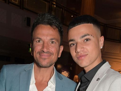 Peter Andre has fans gushing over surprise at concert