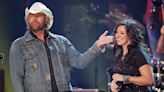 Toby Keith’s daughter accepts his posthumous honorary degree
