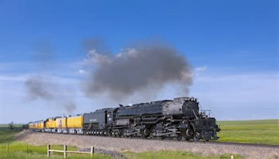 Could UP’s Big Boy and CP 4-6-4 No. 2816 appear together under steam?